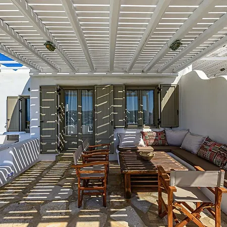 9 Muses Mykonos فيلة